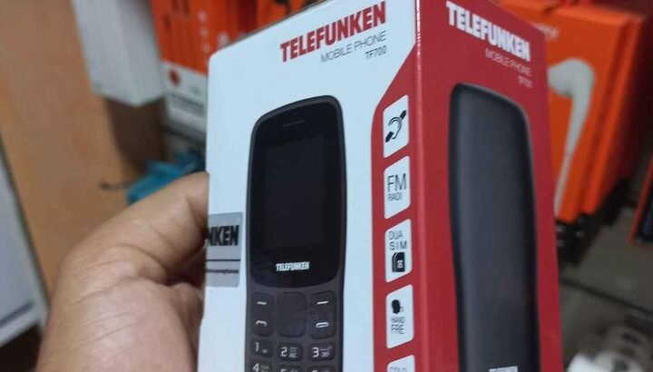 Téléphone portable telefunken tf700