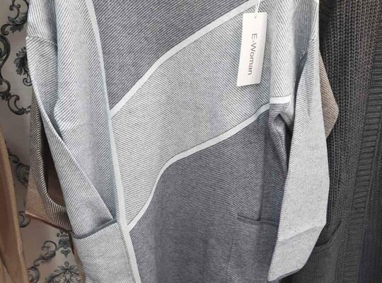 Pull bon qualité les tailles