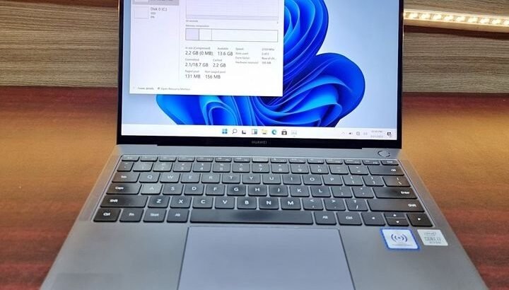 Huwaei matebook X pro ultra slim